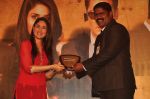 Kareena Kapoor honours various Bolywood stars bodyguards in Taj Land_s End on 30th Aug 2011 (42).JPG